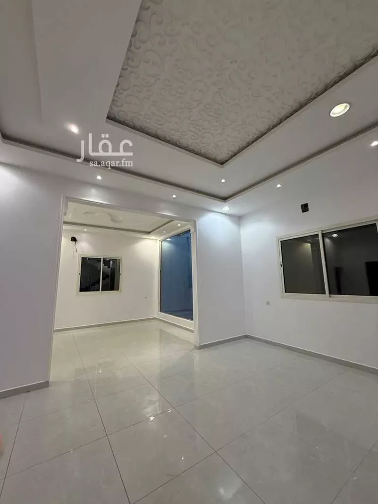 فيلا للإيجار في شارع رقم 310, حي الملقا, مدينة الرياض, منطقة الرياض صورة 3