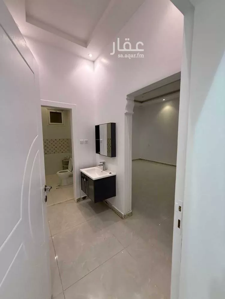 فيلا للإيجار في شارع رقم 310, حي الملقا, مدينة الرياض, منطقة الرياض 7