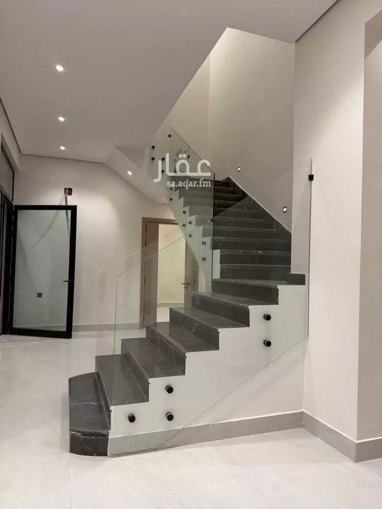 فيلا للبيع في شارع المغزل, حي اليرموك, مدينة الرياض, منطقة الرياض صورة 3