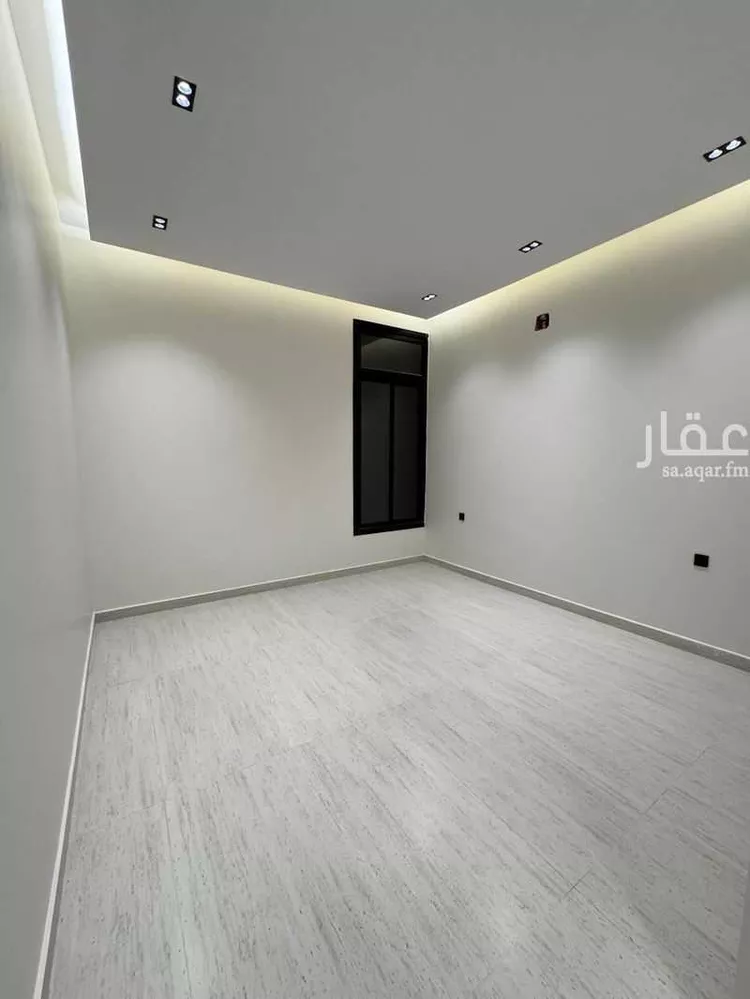 Floor for Sale in Riyadh Al Janadriyah 11