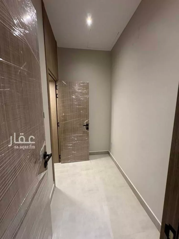 فيلا للبيع في شارع رشيد الدين الصوري, حي الجنادرية, مدينة الرياض, منطقة الرياض 7