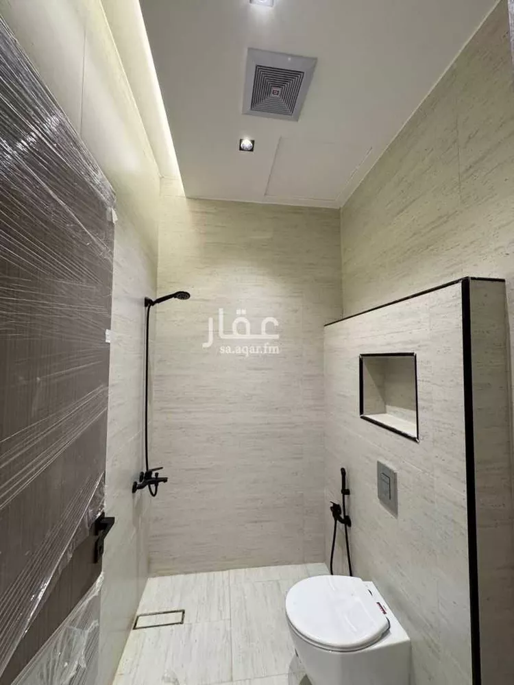 Floor for Sale in Riyadh Al Janadriyah صورة 3