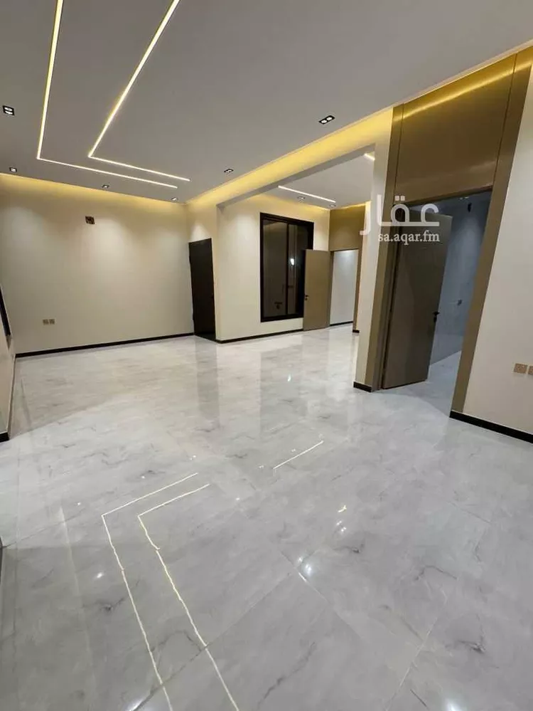 Floor for Sale in Riyadh Al Janadriyah 6