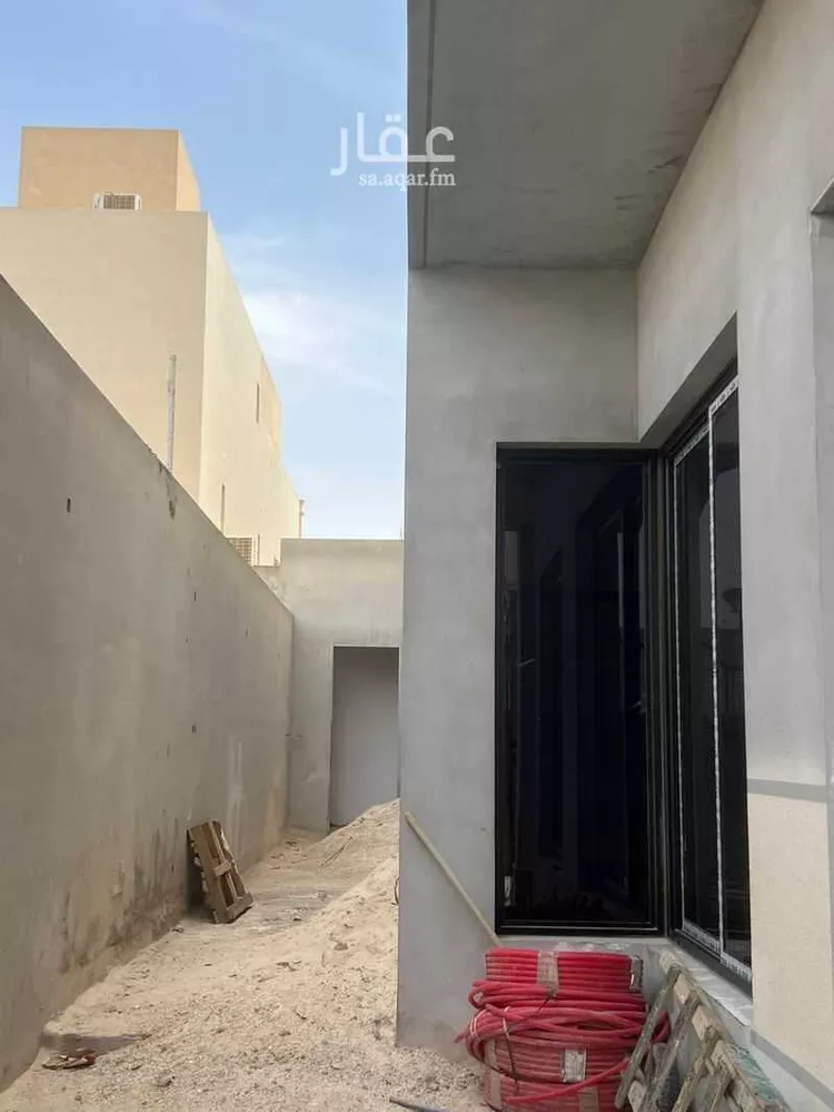 فيلا للبيع في شارع مسلمة بن قيس, حي الصفاء, مدينة الرياض, منطقة الرياض صورة 5