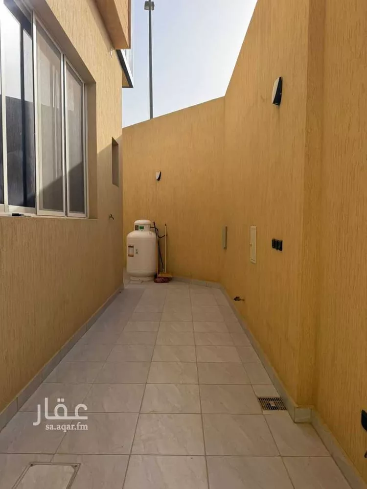 فيلا للإيجار في شارع العرضية, حي الربوة, مدينة الرياض, منطقة الرياض صورة 4