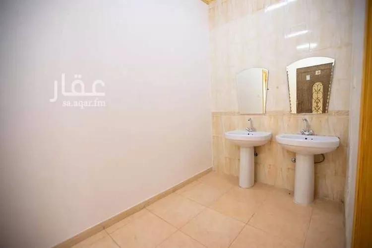 عمارة للبيع في شارع الشيخ عبدالرحمن بن عبدالله بن محمد, حي الزهرة, مدينة الرياض, منطقة الرياض صورة 4