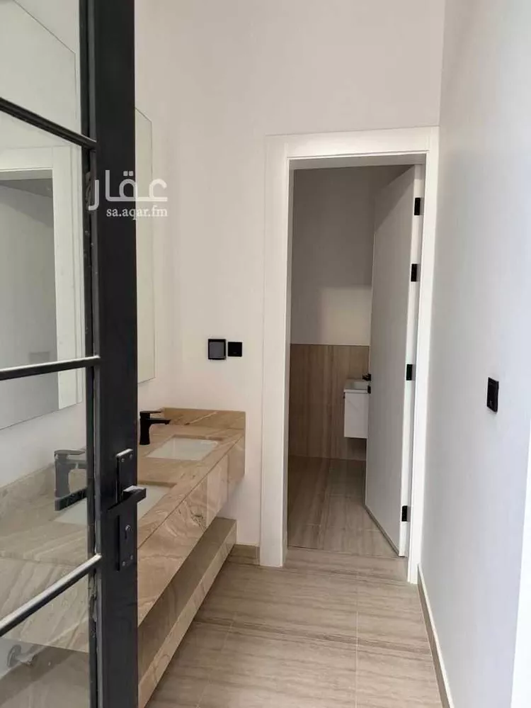 فيلا للإيجار في شارع عمر ابن احمد ابن العديم, حي الصفاء, مدينة الرياض, منطقة الرياض صورة 5