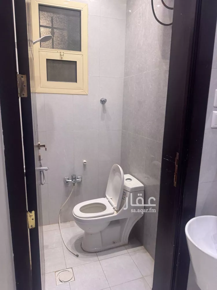 شقة للإيجار في شارع حجر بن النعمان, حي المعذر, مدينة الرياض, منطقة الرياض صورة 4