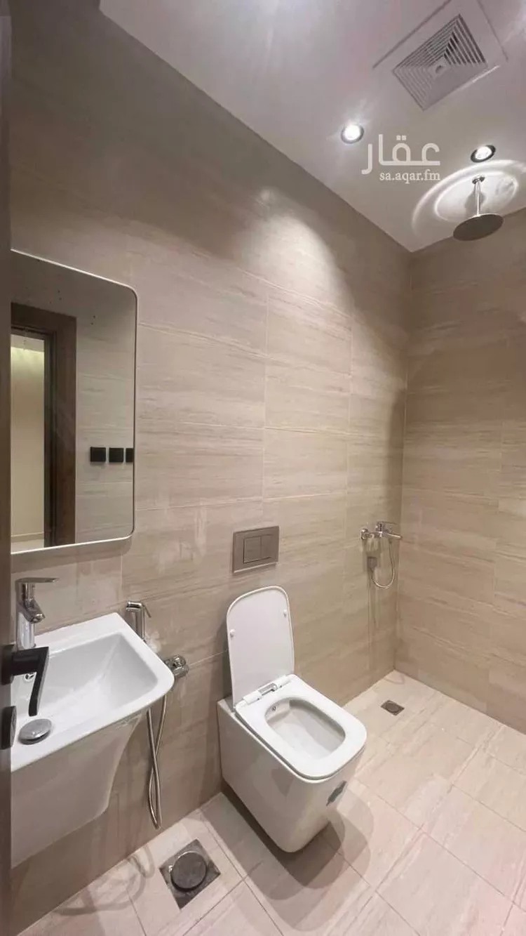 عمارة للبيع في شارع الحيال, حي المعذر, مدينة الرياض, منطقة الرياض 9