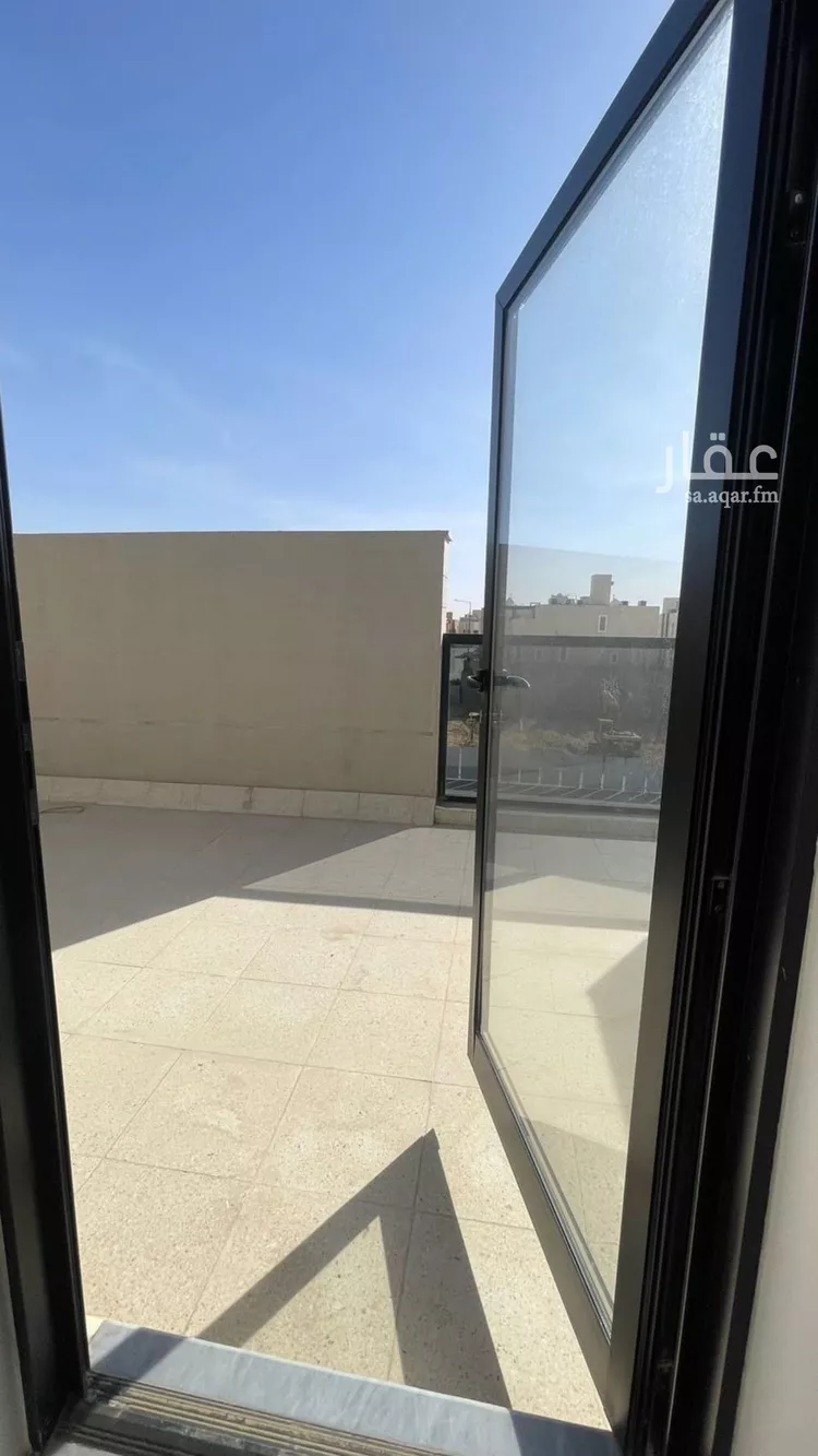 فيلا للبيع في شارع عبدالملك البرداني, حي العارض, مدينة الرياض, منطقة الرياض 8