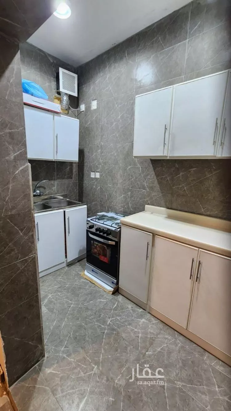 شقة للإيجار في شارع عمر بن عمرو بن إياس, حي النرجس, مدينة الرياض, منطقة الرياض صورة 3