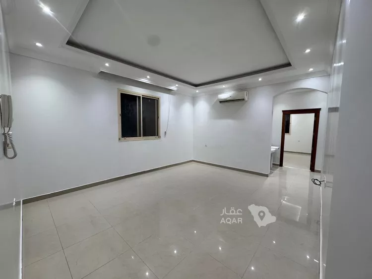 Floor for Rent in Riyadh Al Yasmin 8