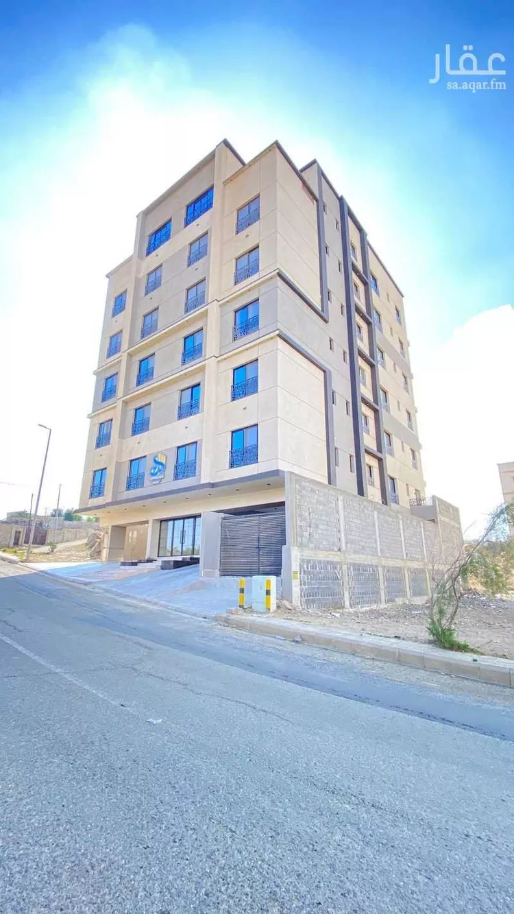 Building for Sale in Al Bahah Al Dhafyr صورة 3