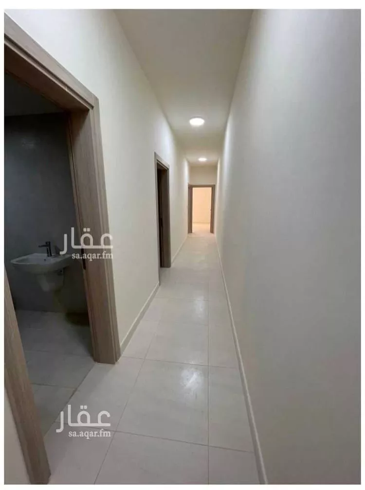 فيلا للإيجار في شارع 2119332, حي مطار الملك خالد الدولي, مدينة الرياض, منطقة الرياض 7