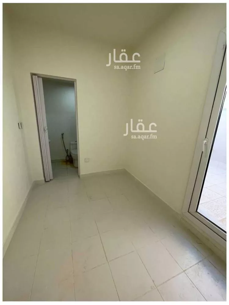 فيلا للإيجار في شارع 2119332, حي مطار الملك خالد الدولي, مدينة الرياض, منطقة الرياض 12