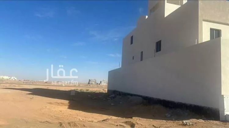 أرض للبيع في شارع حرملة ابن زيد ، حي النهضة ، الرس ، الرس