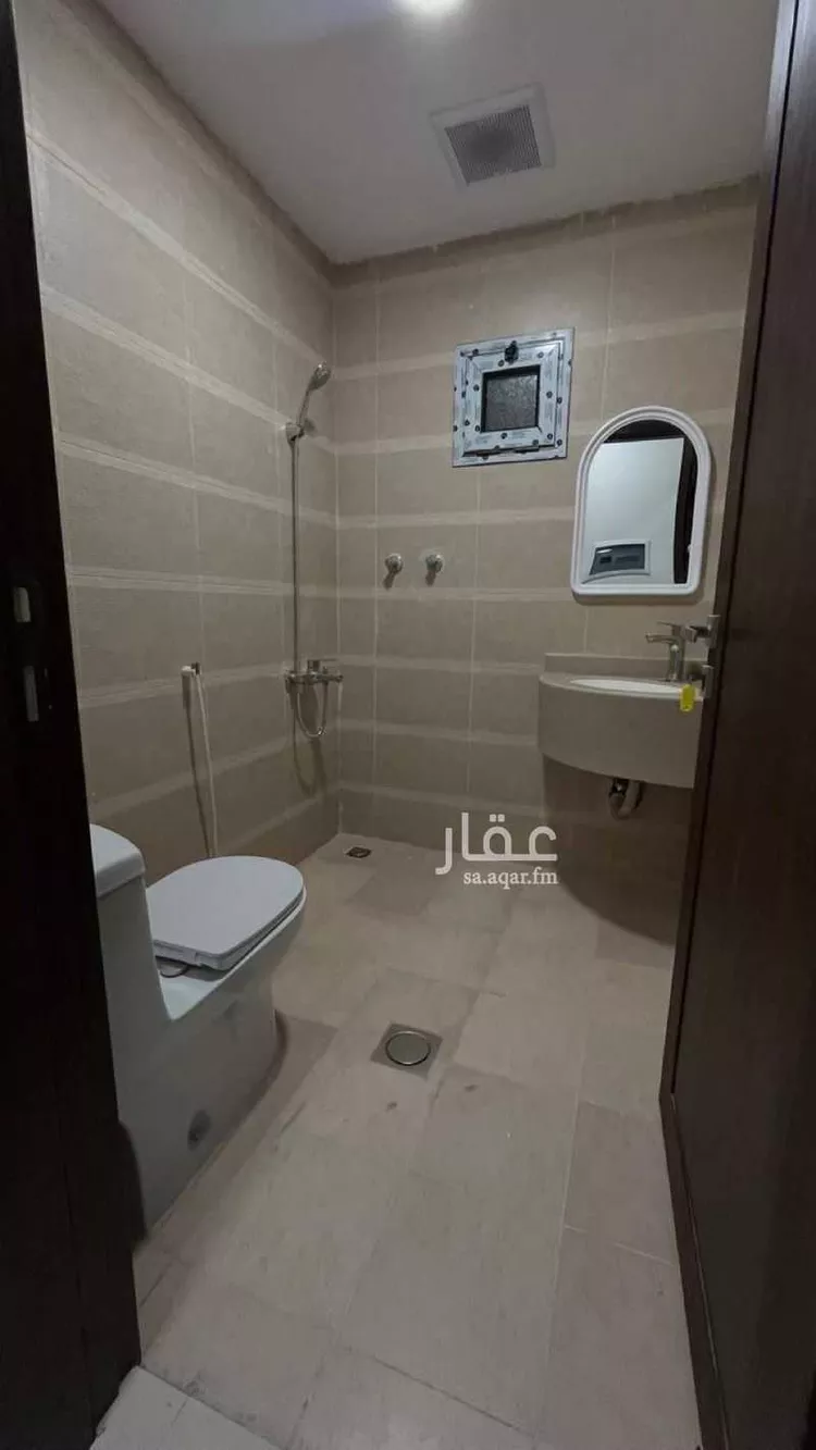 Apartment for Rent in Al Hofuf Ali Alkhars & Ahmed Alshihab Subdivision 6
