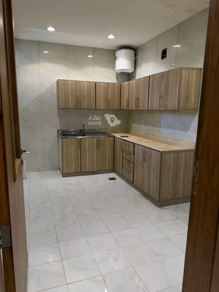 شقة للإيجار في شارع أبي الهيجاء العباسي ، حي السويدي الغربي ، الرياض ، منطقة الرياض صورة 2
