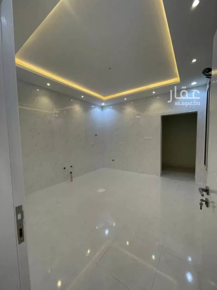 فيلا للبيع في شارع جبل الصقورية, حي الروابي, مدينة ابها, منطقة عسير
