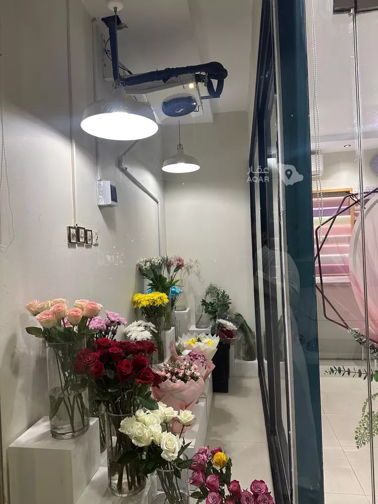 محل للبيع في شارع احمد بن ابي خيثمة ، حي الروابي ، الرياض ، منطقة الرياض 3