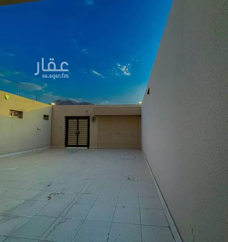 فيلا للبيع في شارع محمد بن عبدالله القيسي ، حي الجابرة ، المدينة المنورة ، منطقة المدينة المنورة صورة 5