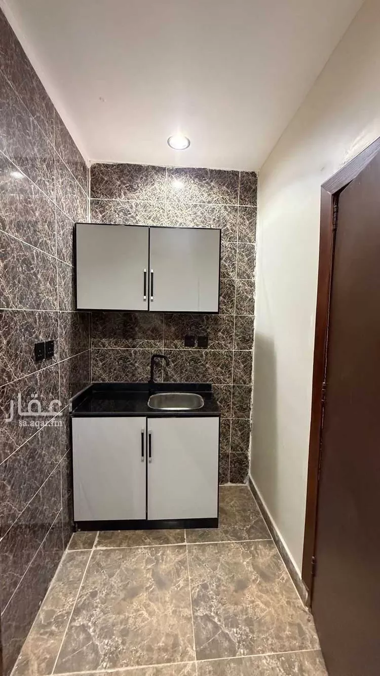 شقة للإيجار في شارع ابن ابي الحكيم ، حي المصيف ، الرياض ، منطقة الرياض صورة 2