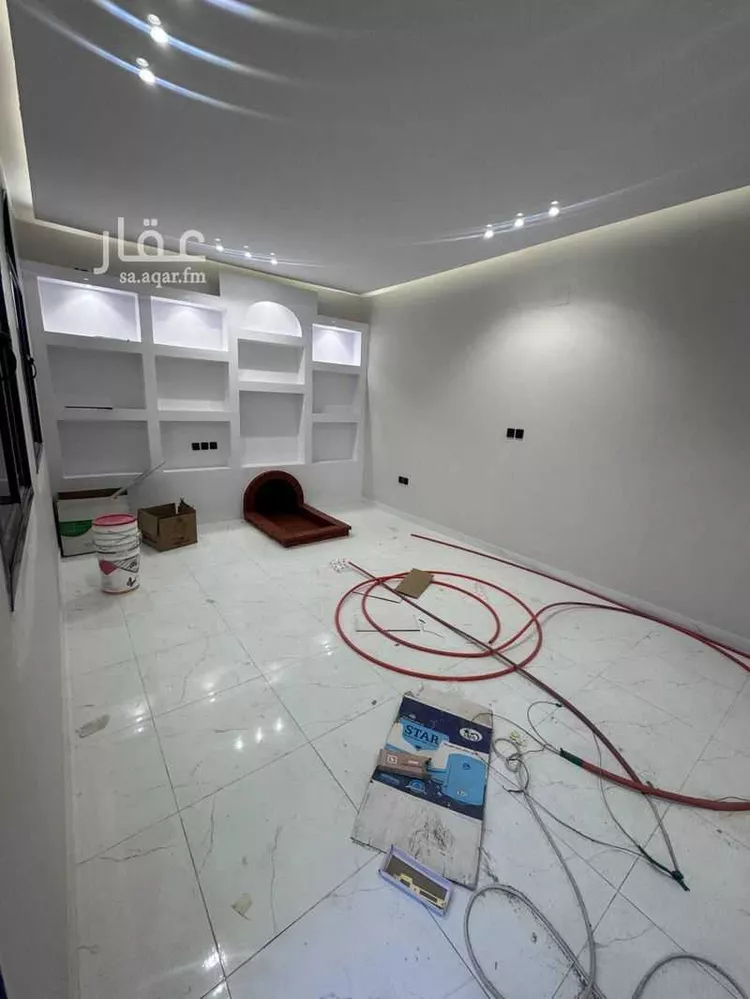 فيلا للبيع في شارع الفضل بن أحمد ، الودي ، منطقة حائل