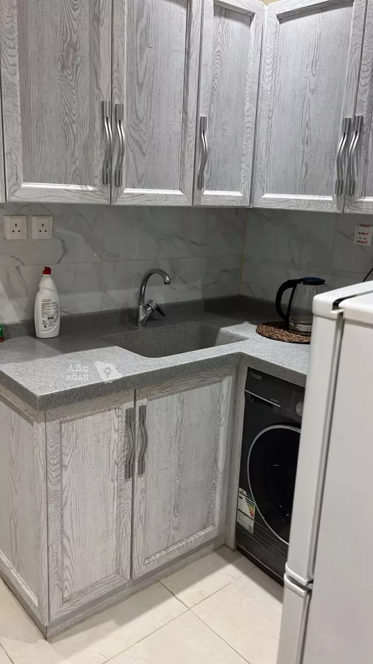 شقة للإيجار في شارع طريق صلاح الدين الايوبي, حي الملز, مدينة الرياض, منطقة الرياض صورة 4