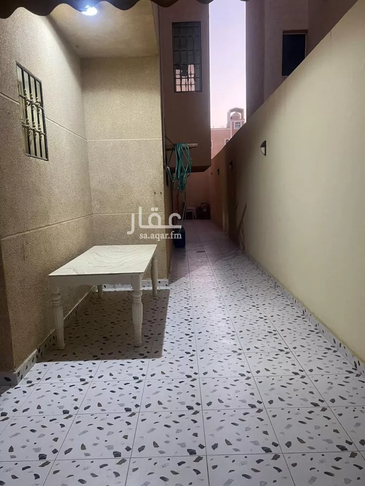 فيلا للبيع في شارع رقم 222, حي ظهرة لبن, مدينة الرياض, منطقة الرياض صورة 3