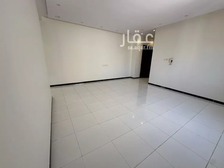 شقة للبيع في شارع عمر شطا, حي الرمال, مدينة الرياض, منطقة الرياض صورة 2