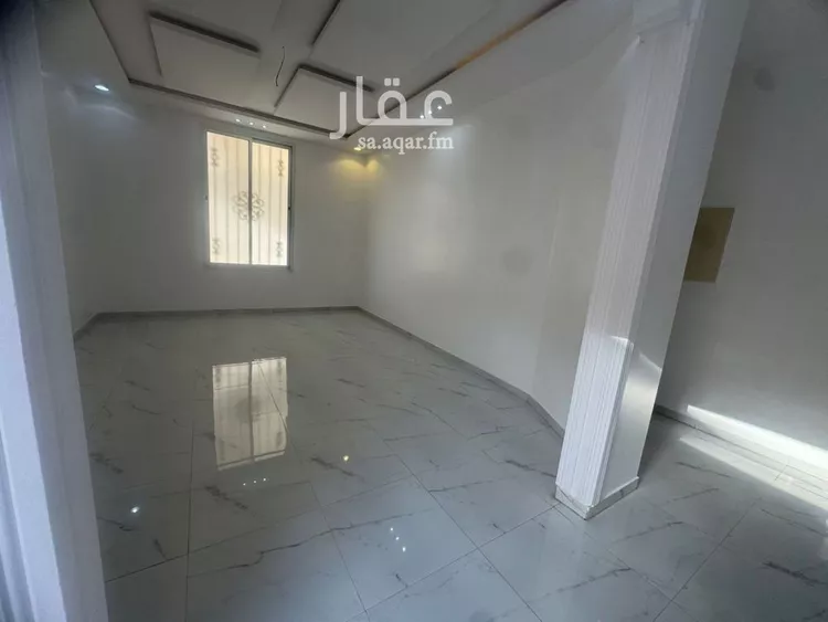 فيلا للبيع في شارع عفيف الدين الأريجي, حي الرمال, مدينة الرياض, منطقة الرياض صورة 5