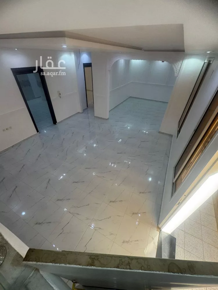 فيلا للبيع في شارع عفيف الدين الأريجي, حي الرمال, مدينة الرياض, منطقة الرياض صورة 3