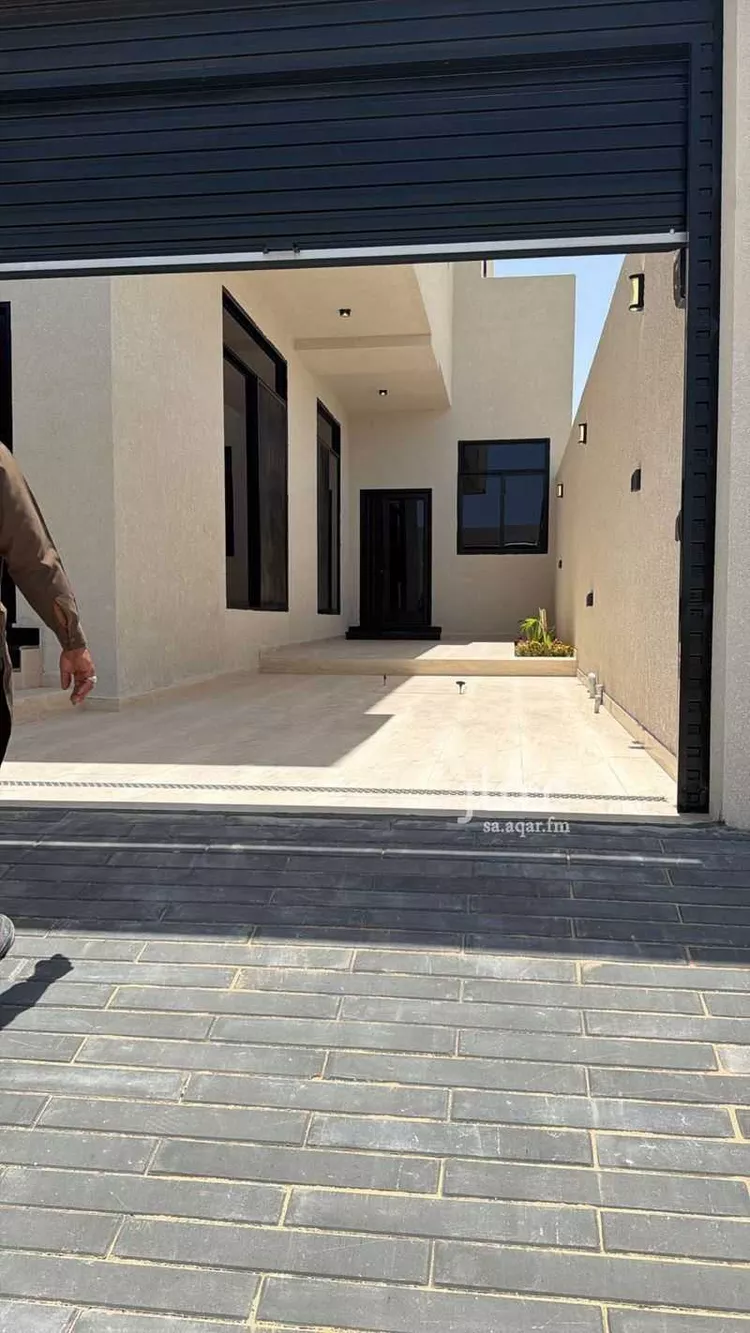 فيلا للبيع في شارع النفل, حي الحسام, مدينة الدمام, المنطقة الشرقية صورة 4