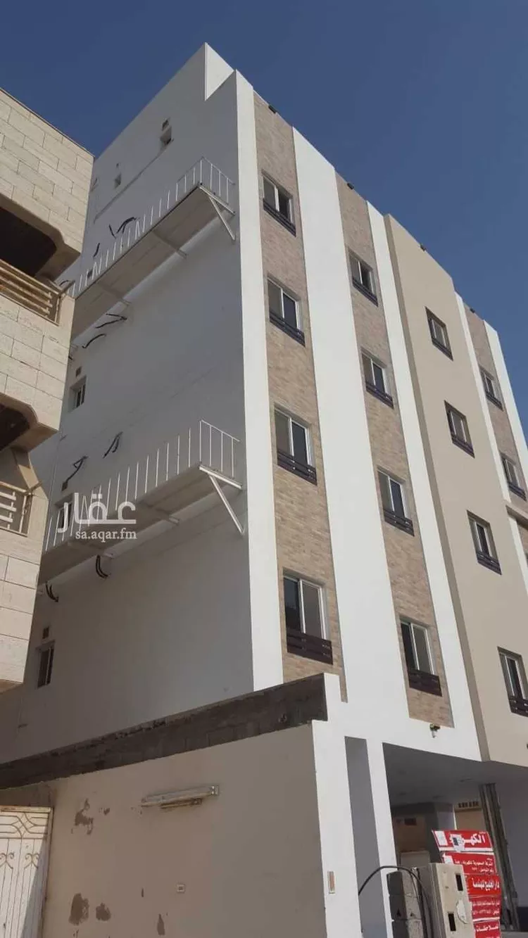 Building for Sale in Jeddah Al Faisaliah صورة 3