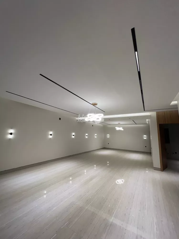 Villa for Sale in Al Khobar As Sawari 7