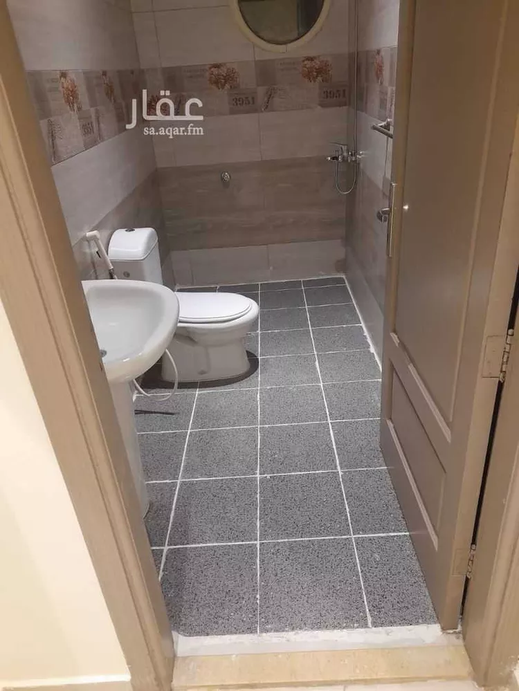 شقة للإيجار في شارع يزيد الجدعاء ، حي النزهة ، جدة ، جدة