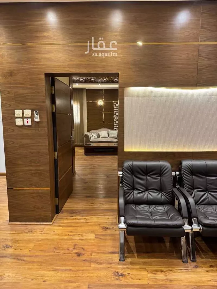 Commercial Office for Rent in Medina Bir Uthman صورة 4