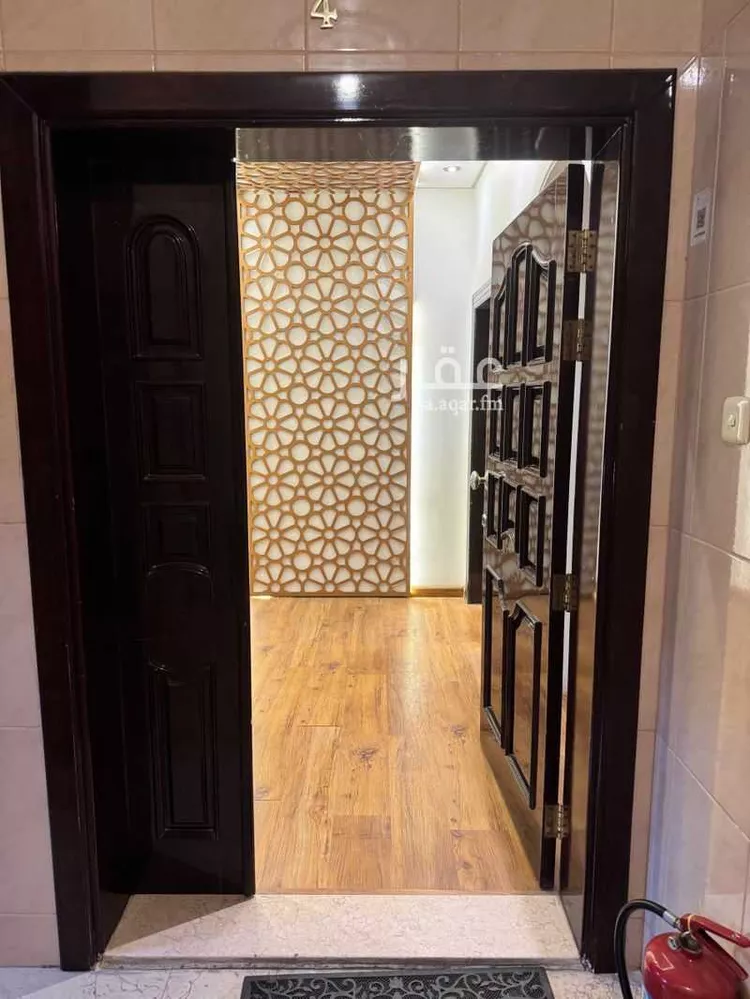 Commercial Office for Rent in Medina Bir Uthman صورة 5