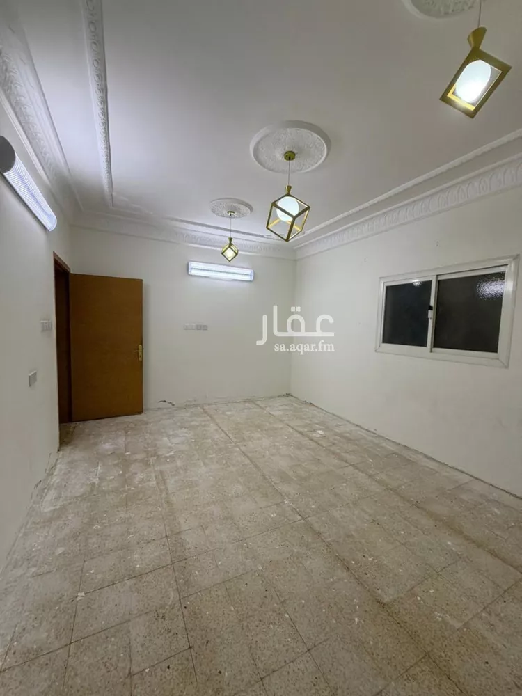 فيلا للبيع في شارع المنقلة, حي اليرموك, مدينة الرياض, منطقة الرياض 8