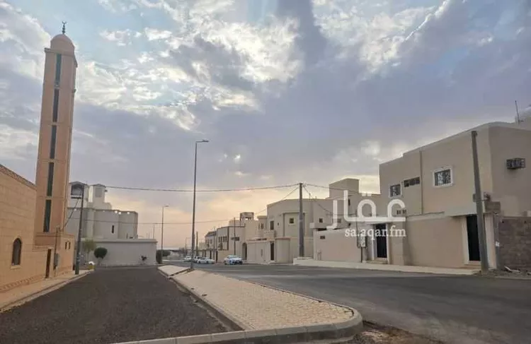فيلا للبيع في شارع العبسي, حي الورود, مدينة القويعية, منطقة الرياض صورة 2