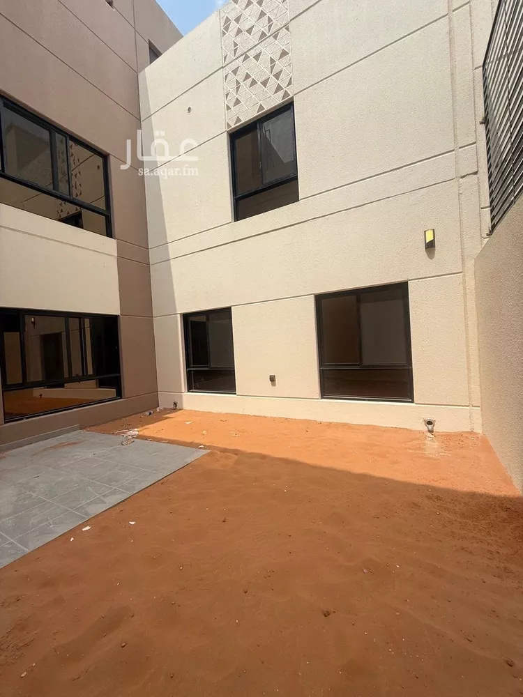فيلا للإيجار في شارع 1016, حي النرجس, مدينة الرياض, منطقة الرياض 14