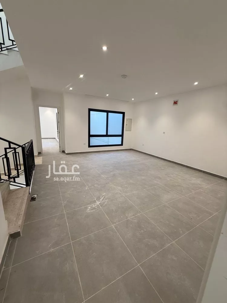 فيلا للإيجار في شارع 1018, حي النرجس, مدينة الرياض, منطقة الرياض 28