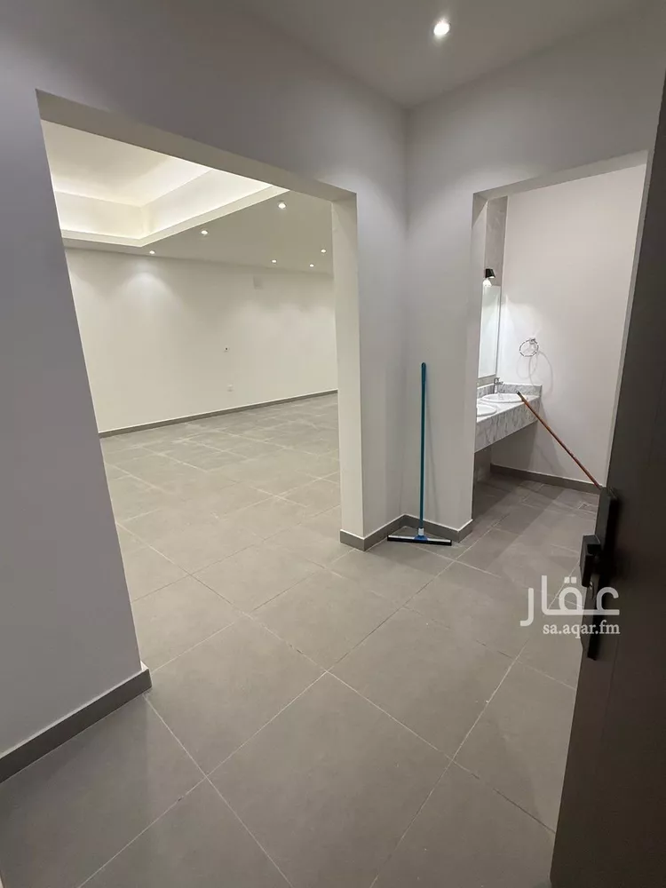 فيلا للإيجار في شارع 795, حي النرجس, مدينة الرياض, منطقة الرياض صورة 2