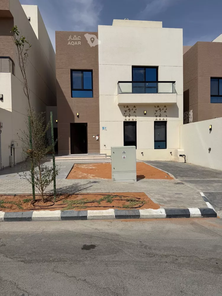 فيلا للإيجار في شارع 820, حي النرجس, مدينة الرياض, منطقة الرياض 13