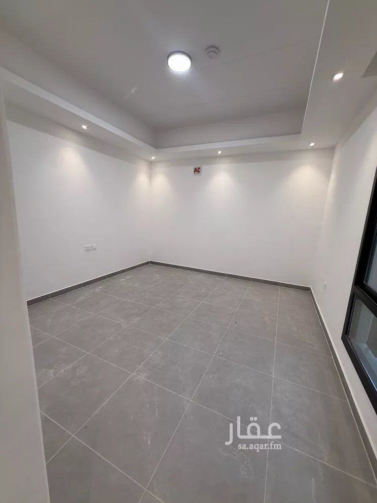 فيلا للإيجار في شارع 1018, حي النرجس, مدينة الرياض, منطقة الرياض 12
