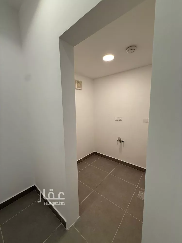 فيلا للإيجار في شارع 556, حي النرجس, مدينة الرياض, منطقة الرياض 24