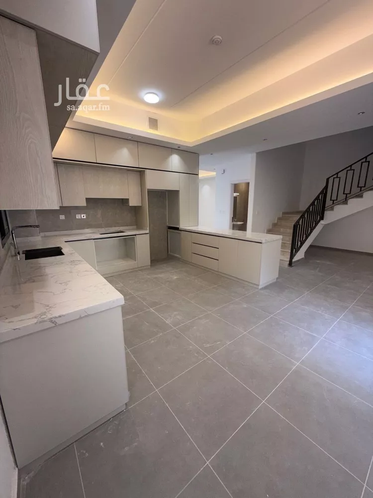 فيلا للإيجار في شارع 1016, حي النرجس, مدينة الرياض, منطقة الرياض 12