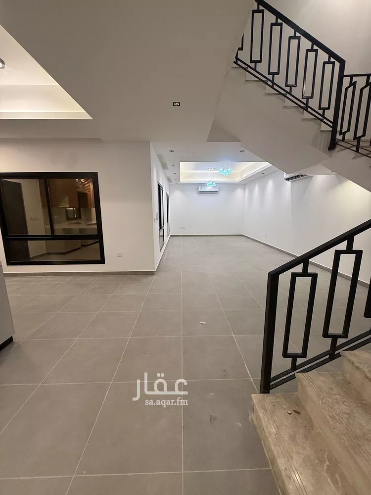 فيلا للإيجار في شارع 630, حي النرجس, مدينة الرياض, منطقة الرياض صورة 2