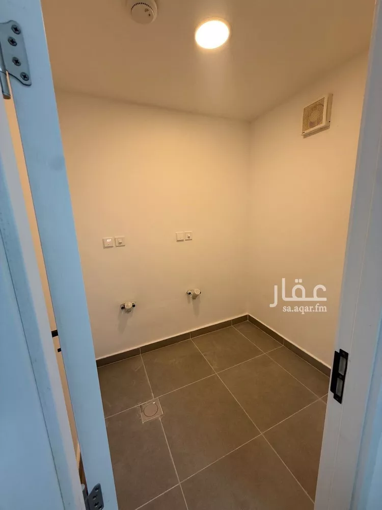 فيلا للإيجار في شارع 910, حي النرجس, مدينة الرياض, منطقة الرياض 30