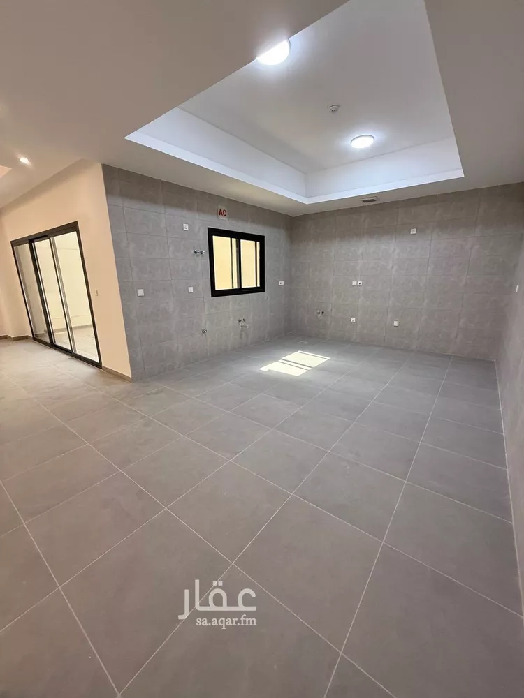فيلا للإيجار في شارع 893, حي النرجس, مدينة الرياض, منطقة الرياض صورة 2